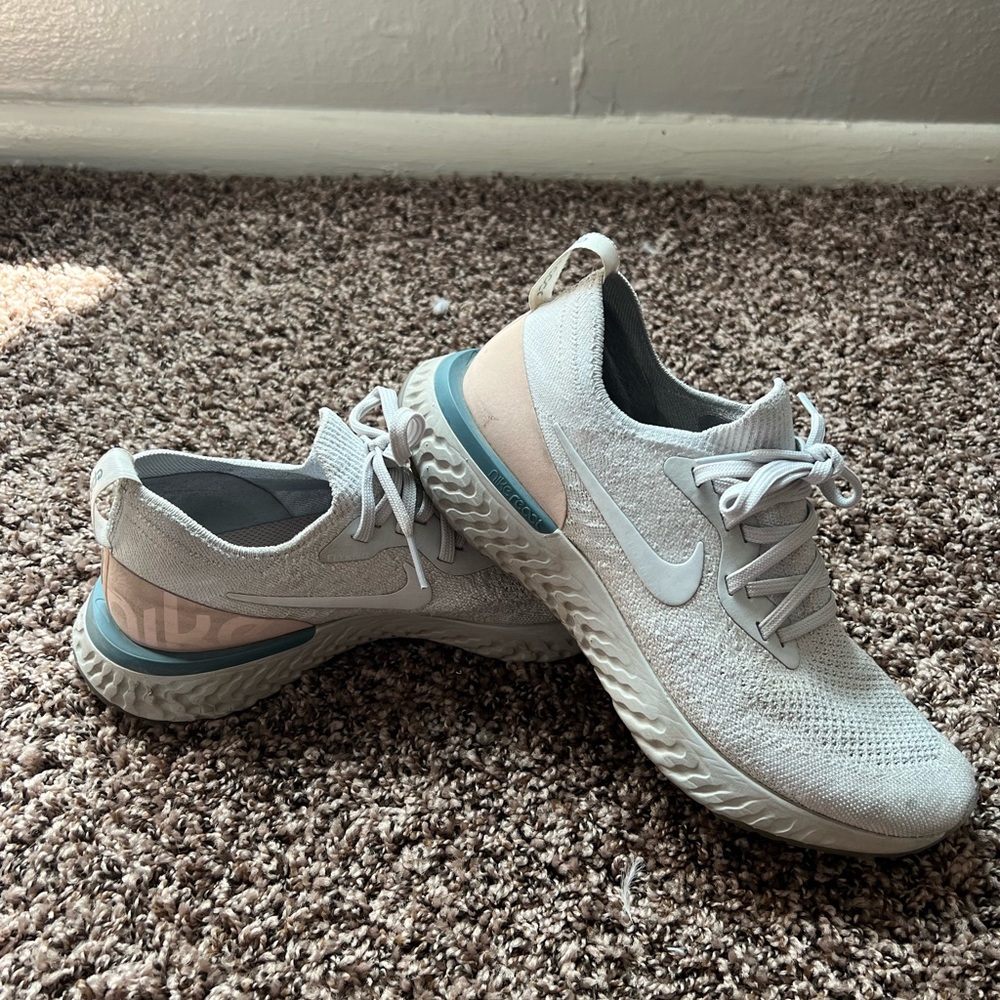 Nike Epic React Flyknit